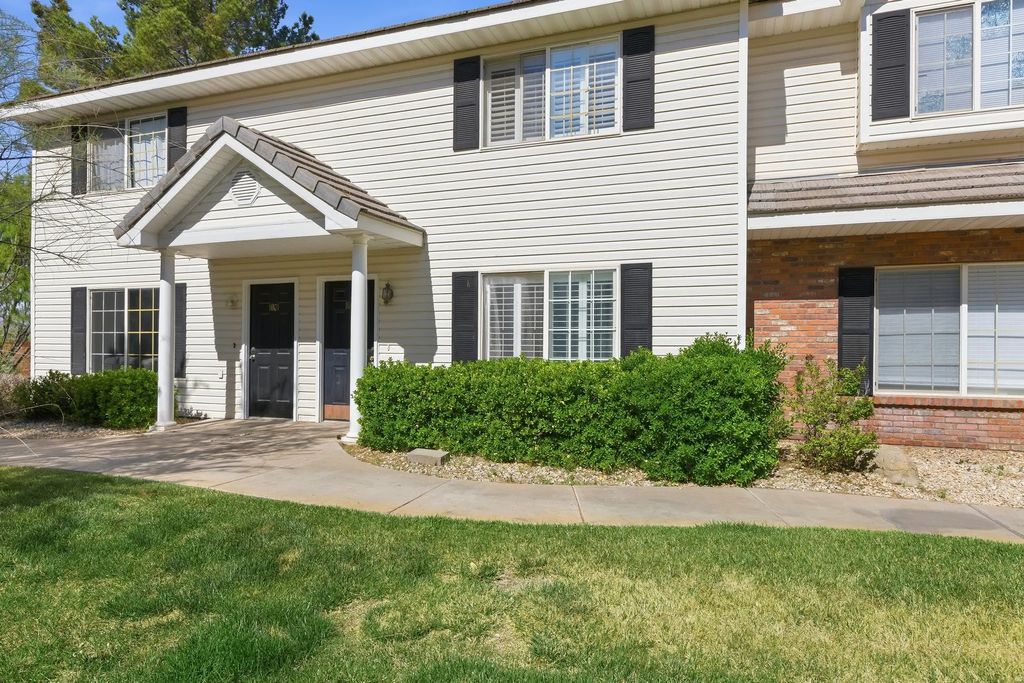 1735 W 540 N 1002, St. George