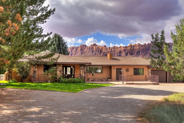 2720 Bench Rd E, Moab