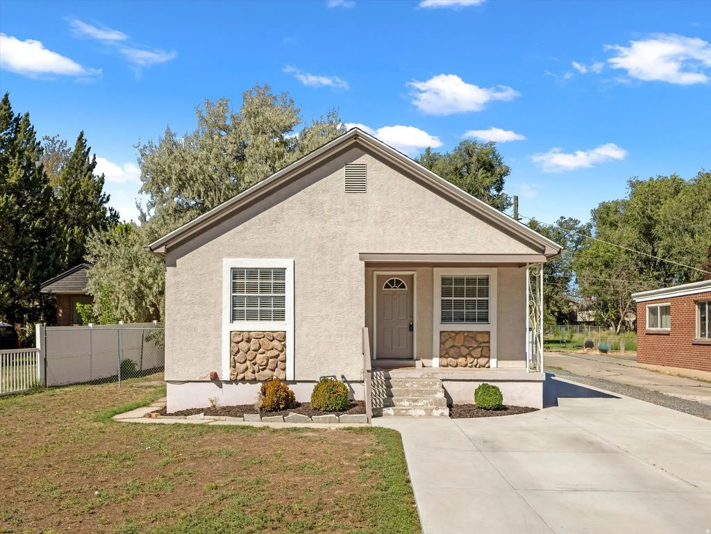 7690 S 1530 W, West Jordan