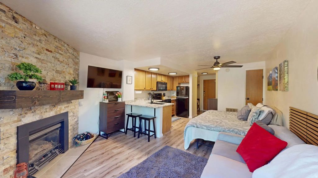 464 N Hwy 143 B103, Cedar City