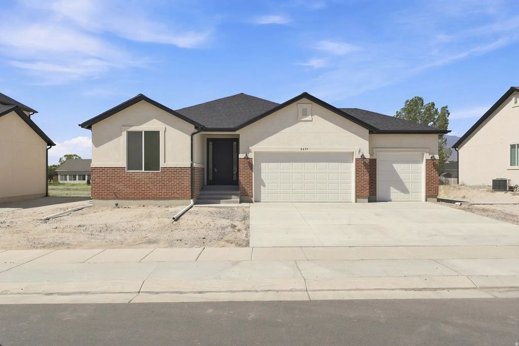 3675 N Columbine Way 381, Eagle Mountain