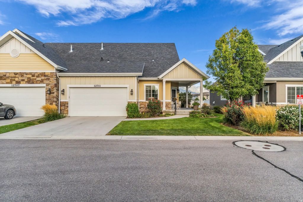 12711 S City Park Way, Riverton