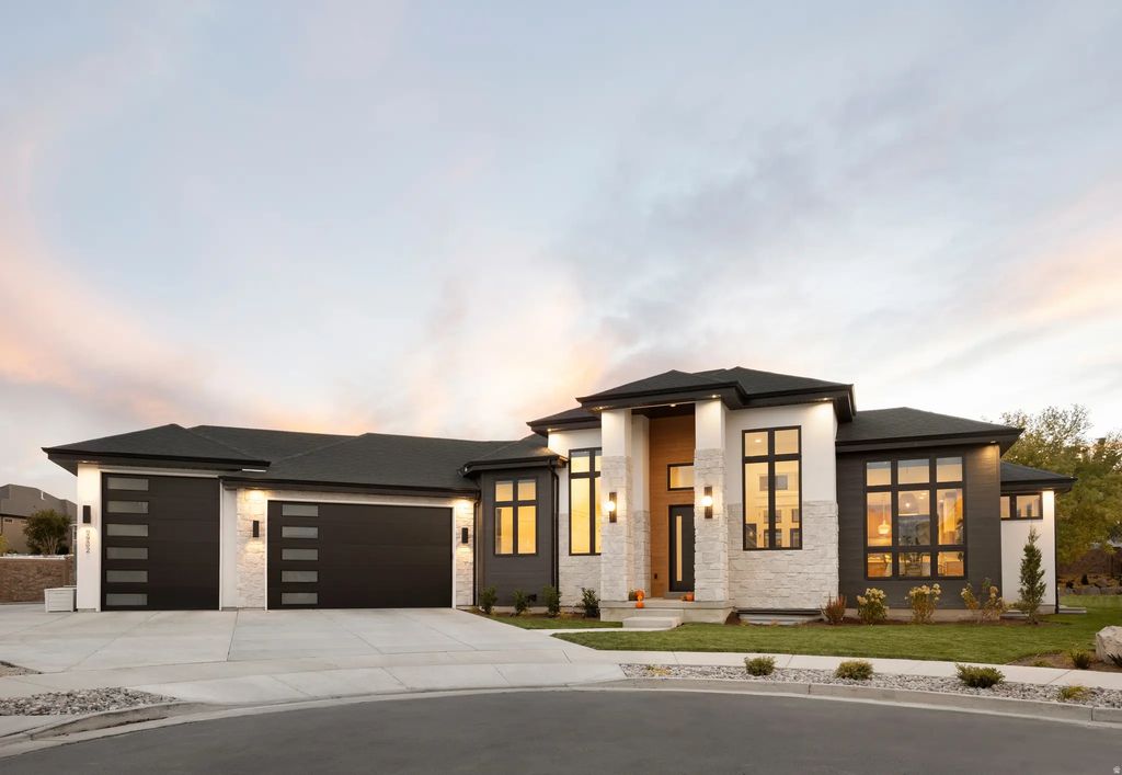 2996 E Bonnie Lynn Ln, Sandy