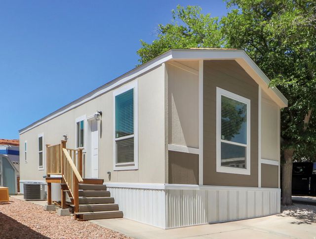 1150 W Red Hills Pkwy 87, Washington