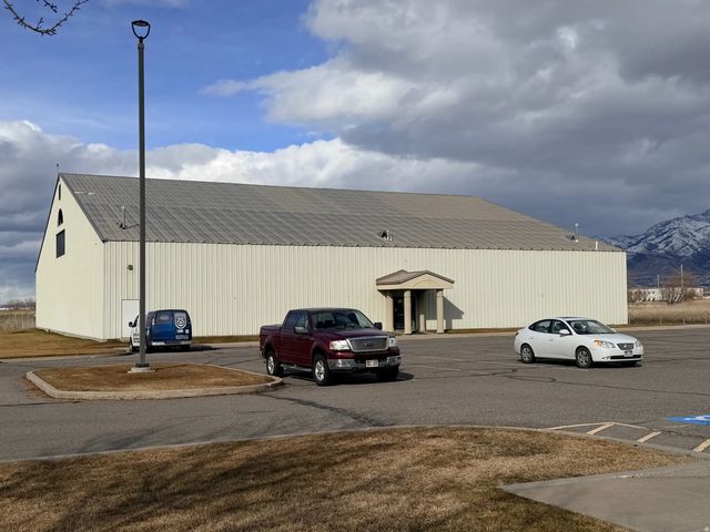 1580 N 1000 Hwy W, Logan