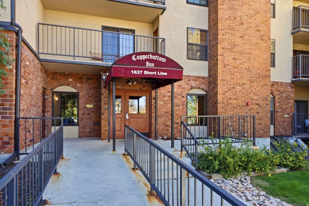 1637 Shortline Rd 108, Park City