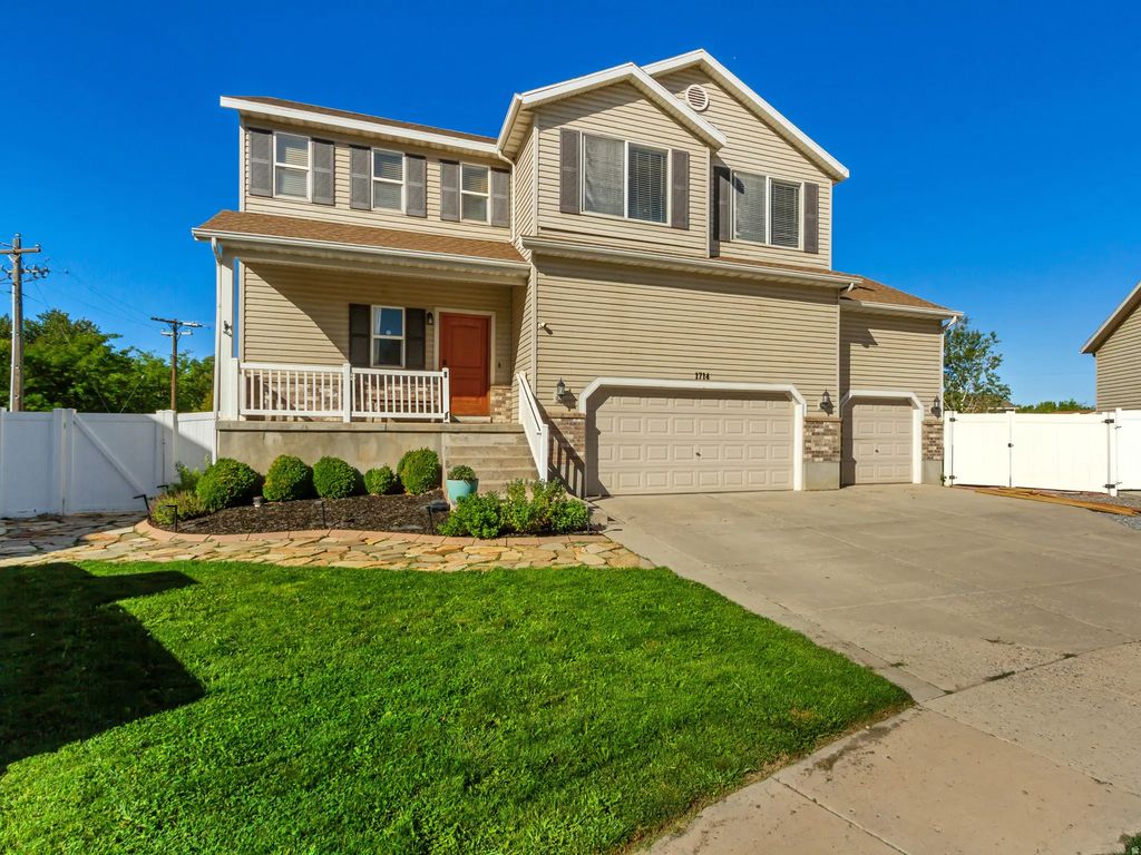1714 S 1450 W, Woods Cross
