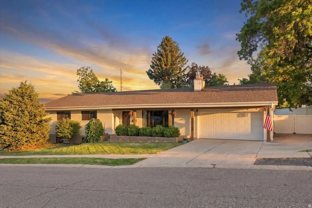 3661 E Spruce Dr, Salt Lake City