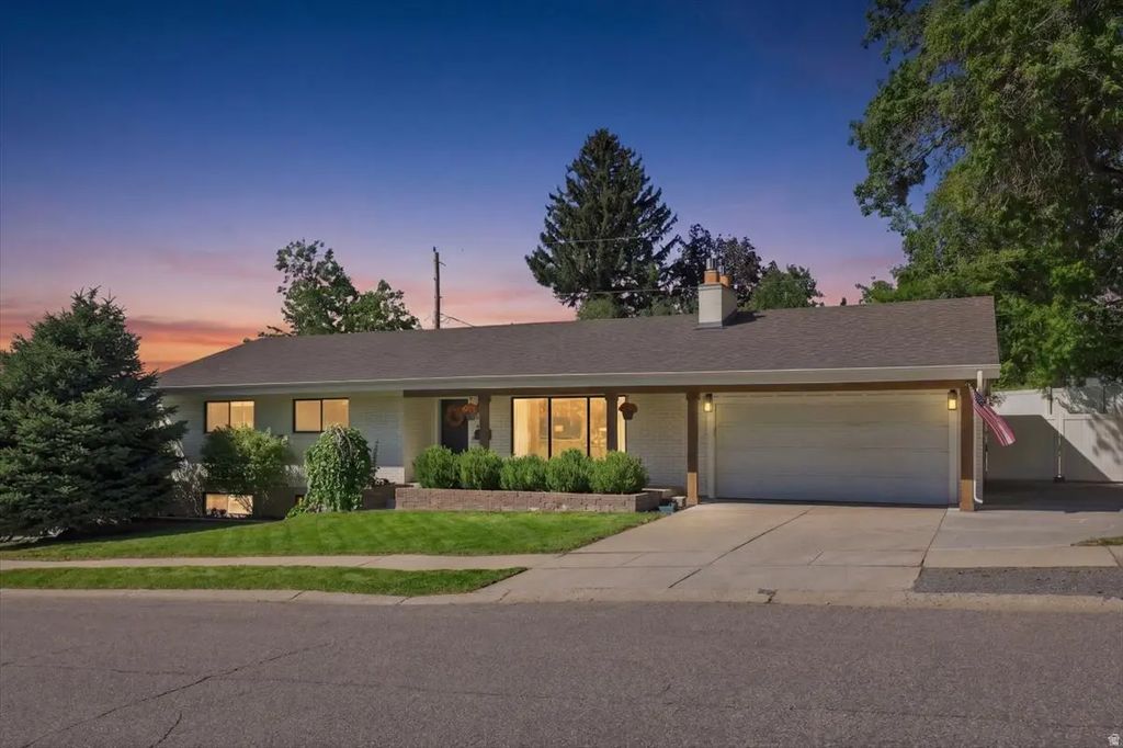 3661 E Spruce Dr, Salt Lake City