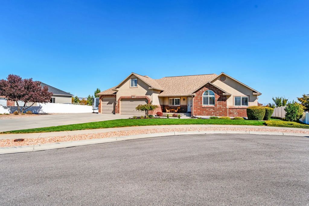 4838 W Cherry Laurel Ln S, West Jordan