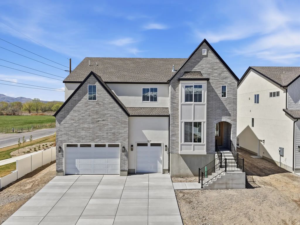 157 N Husker Ln, Saratoga Springs