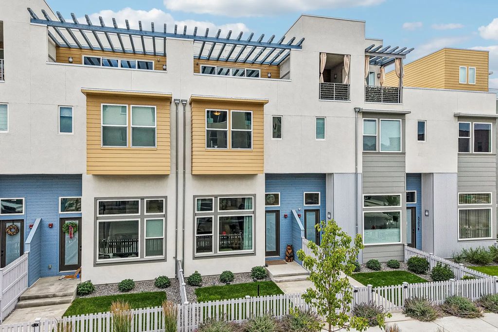 5297 W Center Field Dr, South Jordan