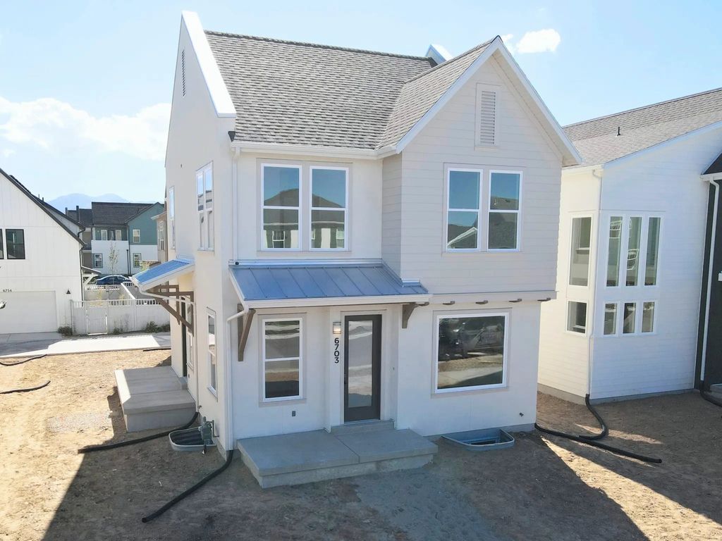 6703 W Salt Marsh Rd S 447, South Jordan