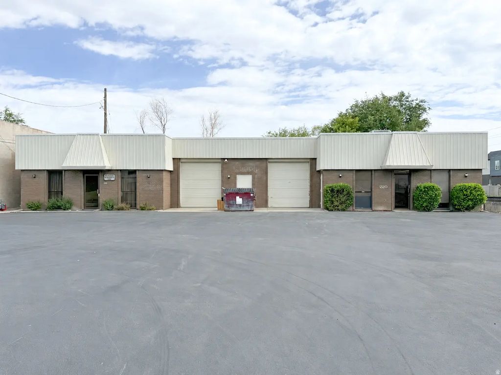 220 W 2950 S, South Salt Lake