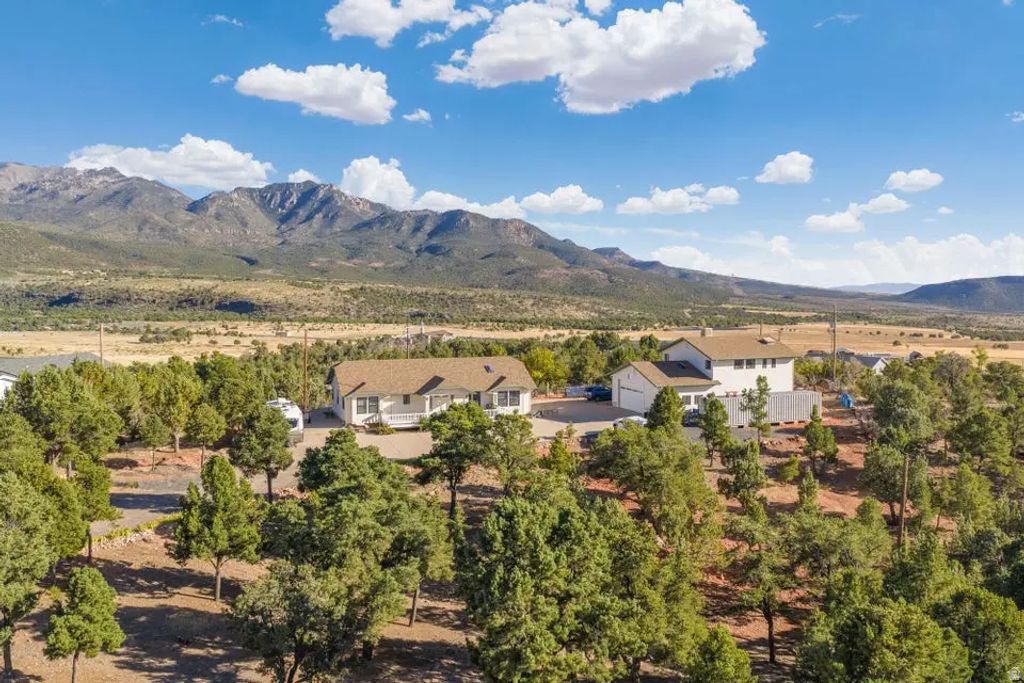 708 E Mule Deer Dr, Central