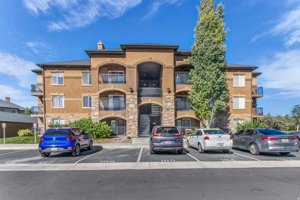 378 S 2150 W 101, Pleasant Grove