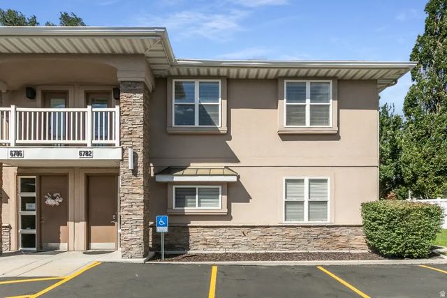 6782 S 1300 E, Cottonwood Heights