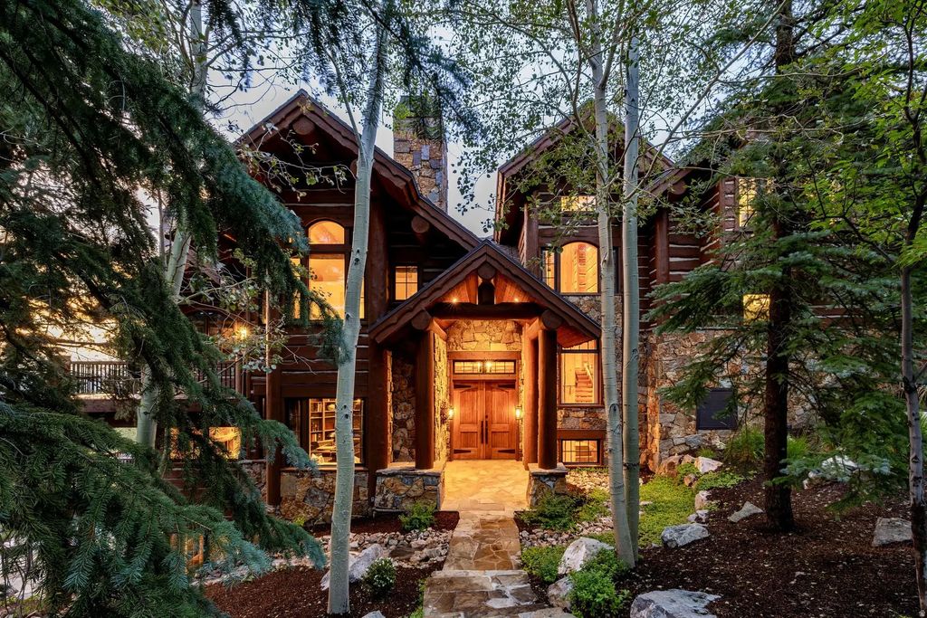8045 Woodland View Dr, Park City