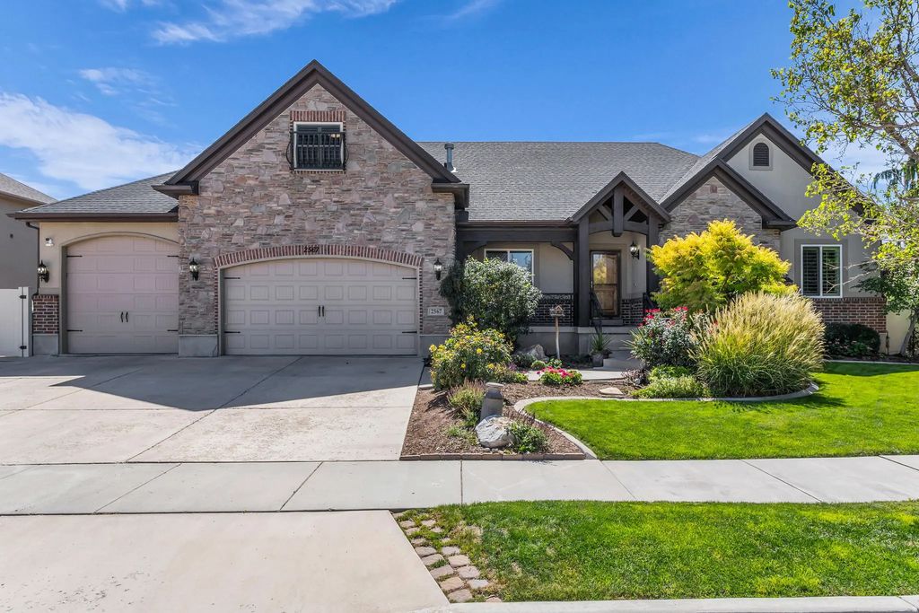 2567 W Tillery Cir S, Riverton
