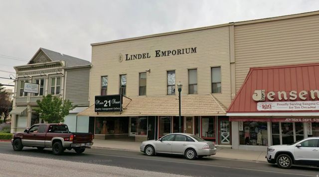 21 N Main St N, Manti
