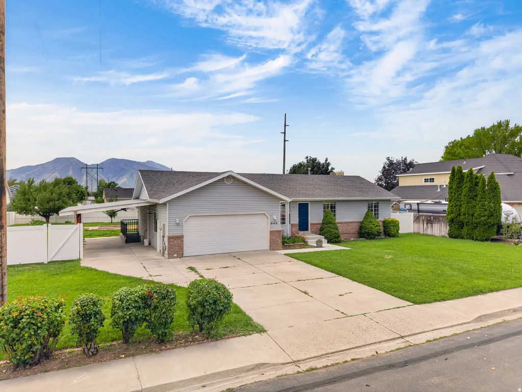 949 W 1800 N, Mapleton