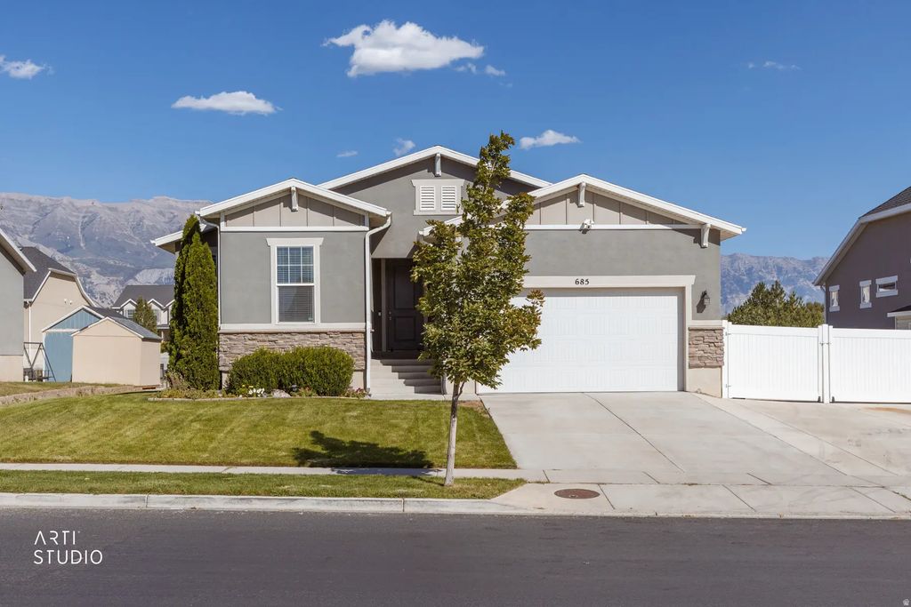 685 S 240 W, American Fork