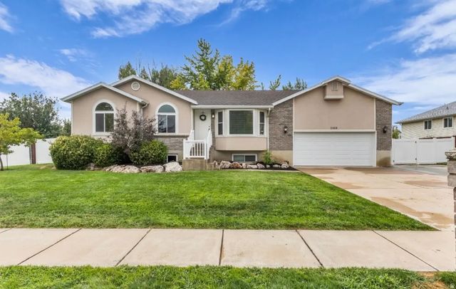 2308 S 1520 W, Syracuse