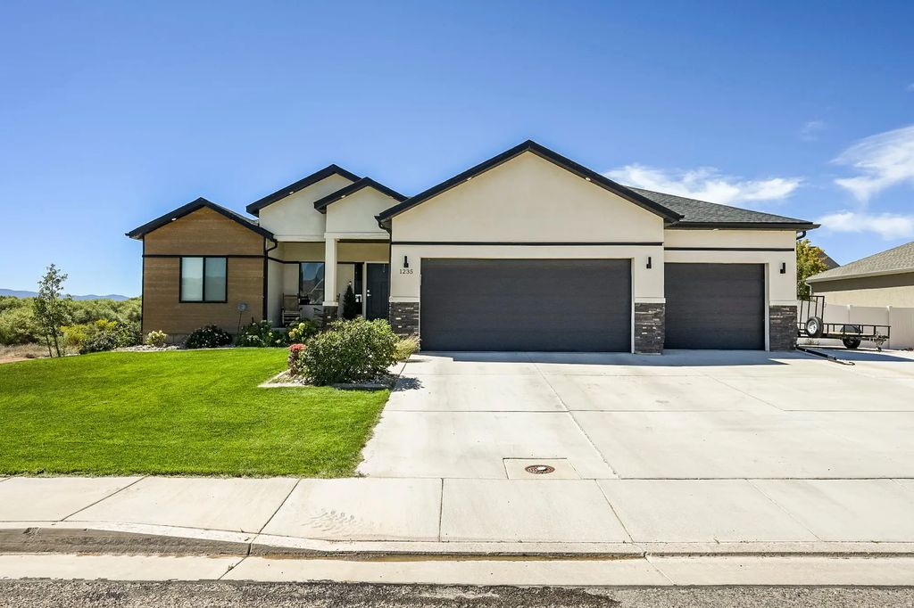 1235 N 3575 W, Cedar City