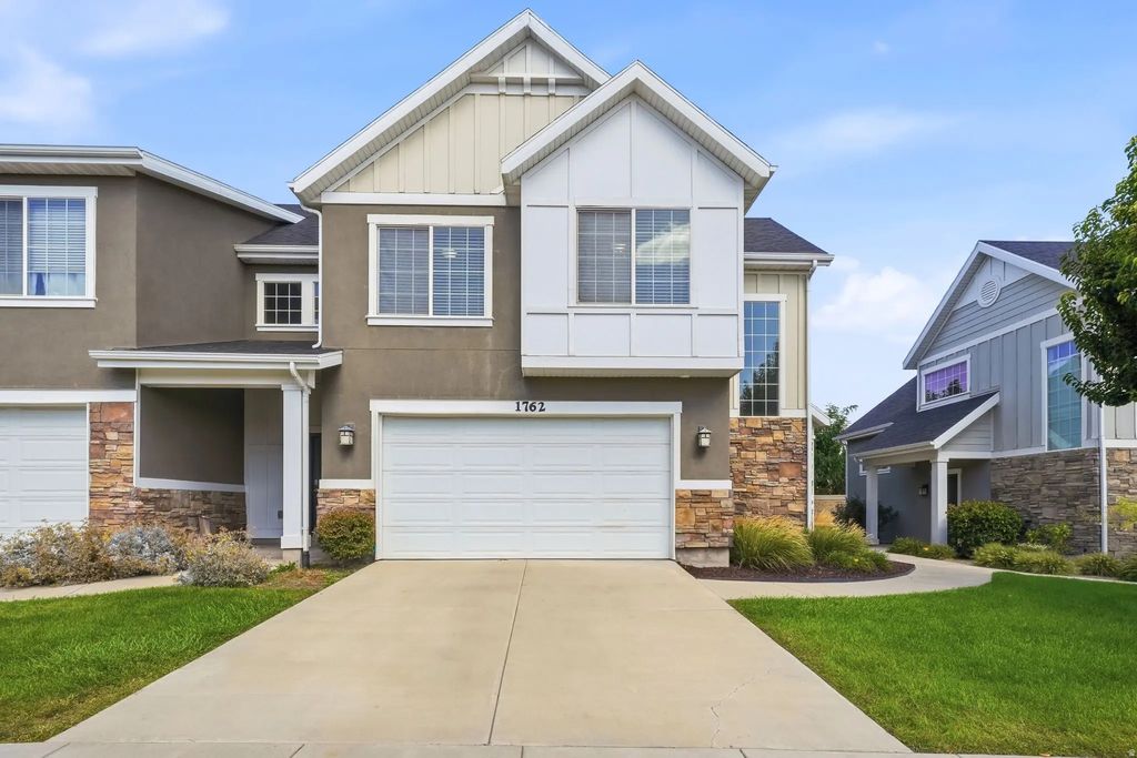 1762 W Winford Dr, Riverton