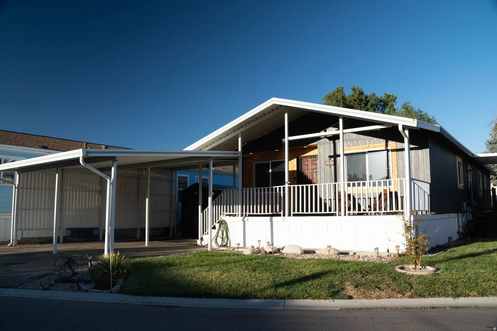 305 E Vagabond Dr S 125, Murray