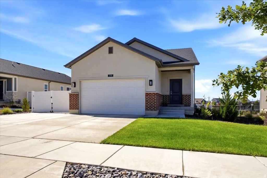 1788 E Duckwater Peak, Eagle Mountain