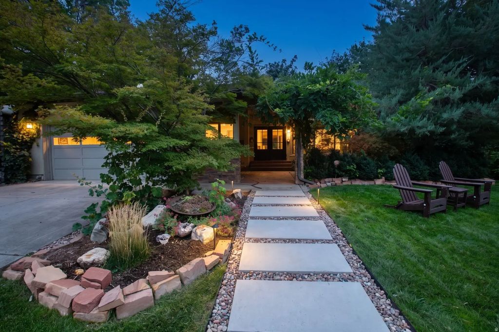 3620 E Jonathan Dr S, Cottonwood Heights