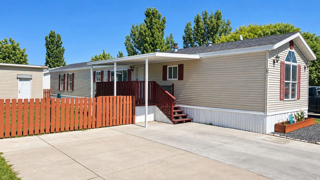 900 W Main 77, Tremonton