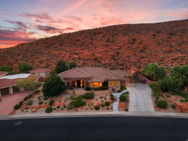 1007 N Sunset Dr W, Washington