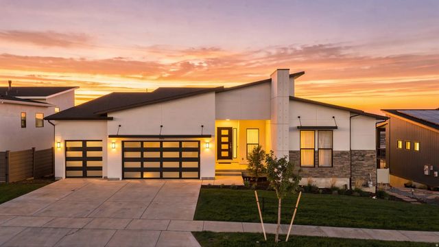 690 S Miller Ave, North Salt Lake