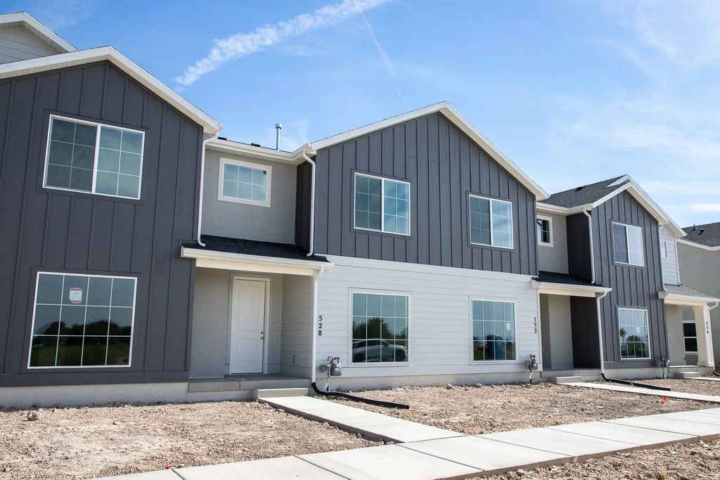 528 W 1875 N, Harrisville