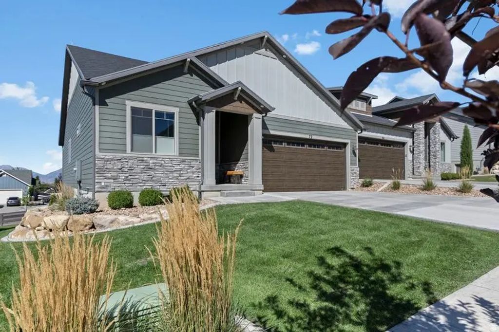 72 W Parkside Loop S, Elk Ridge