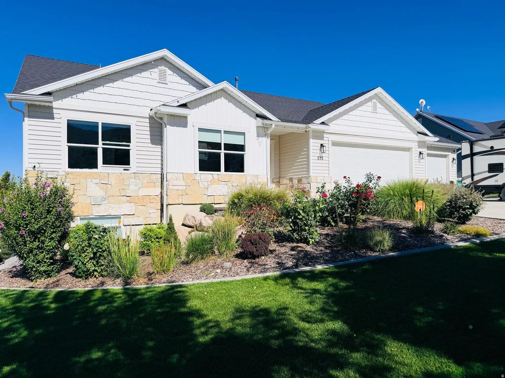 575 N 750 E, Hyde Park