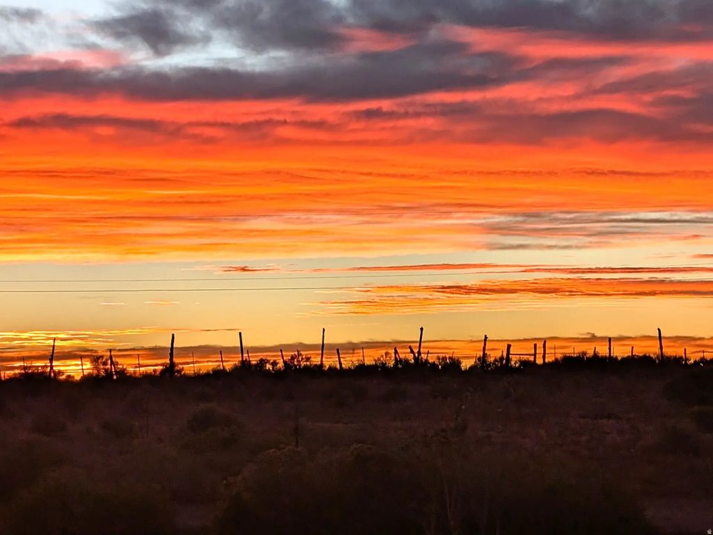 N/A, La Sal