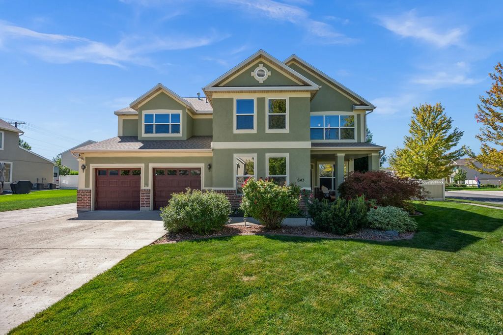 843 W 2400 N, West Bountiful