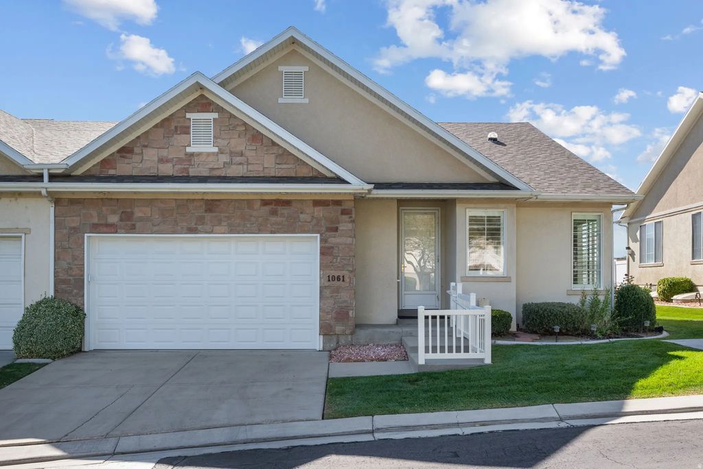 1061 W Tithing Ridge Dr S, Riverton