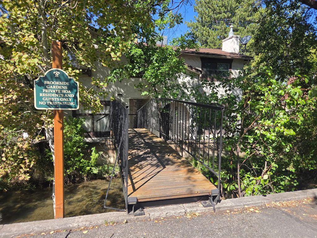 1079 N 200 W 5, Logan