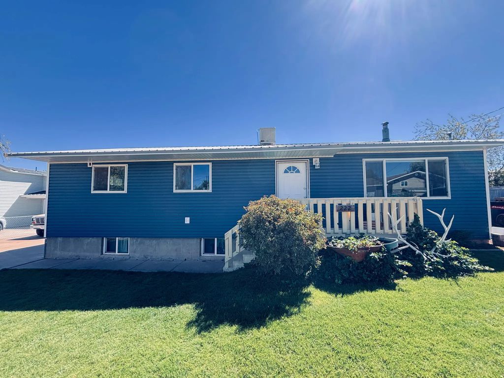 222 E 625 S, Blanding