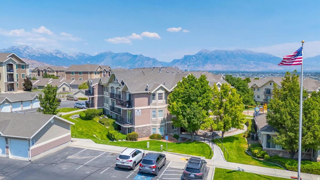 2120 N Morning Star Dr, Saratoga Springs