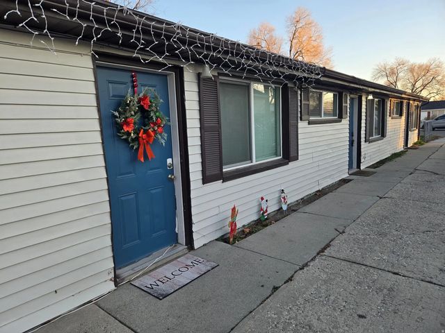 1394 W Pacific Ave S, Salt Lake City