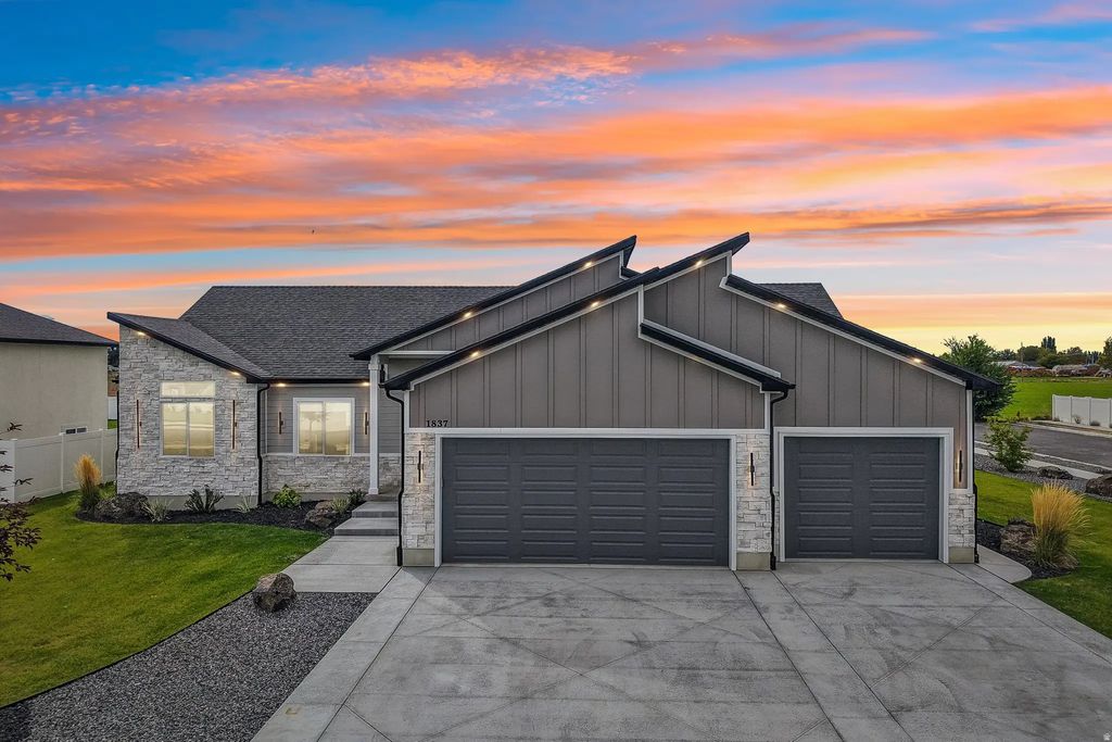 1837 N 4150 W, Plain City