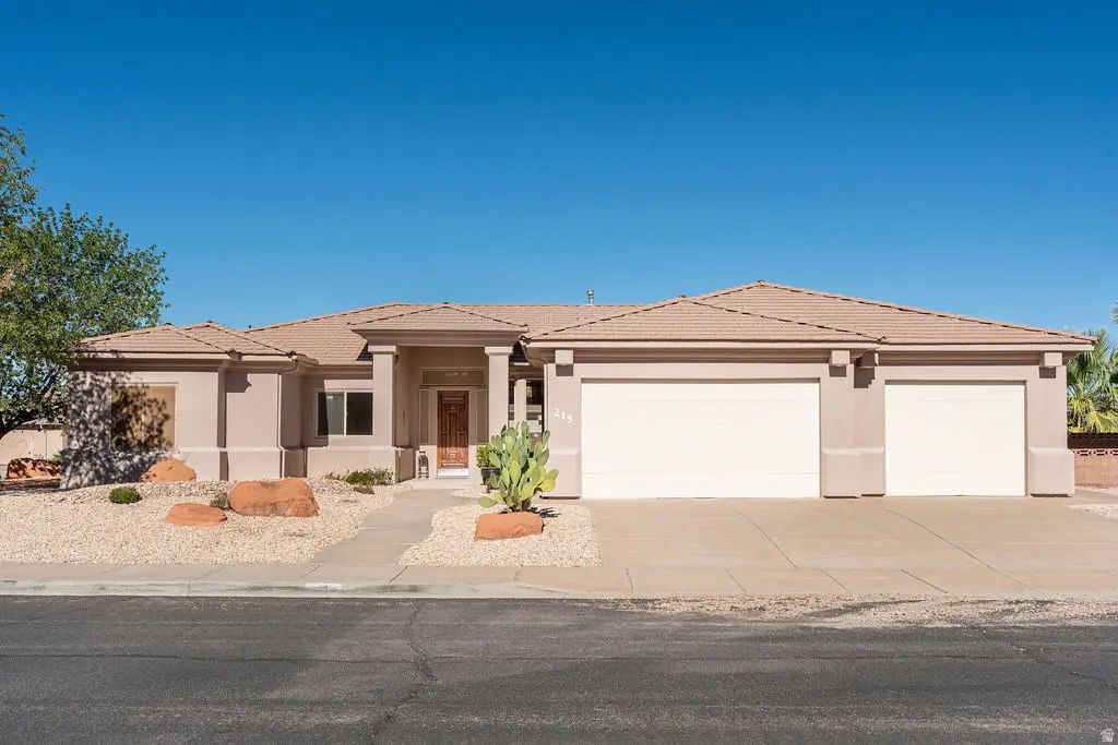 212 S 2200 E, St. George