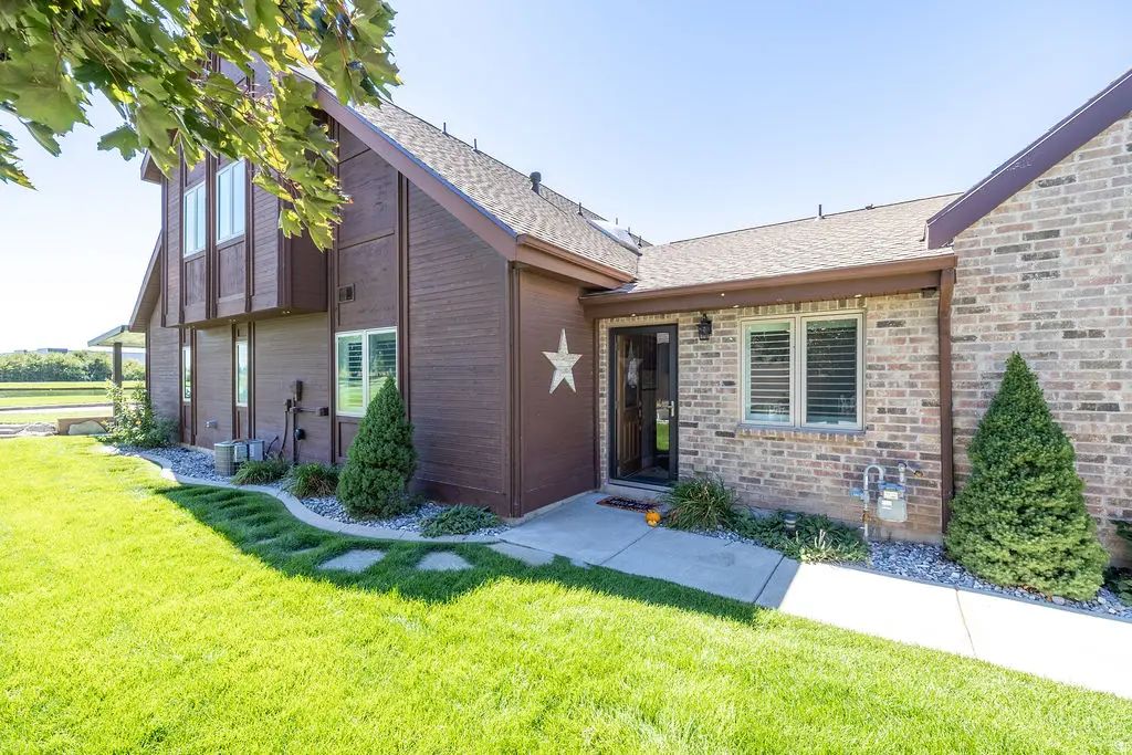 317 Willow Way, Pleasant View