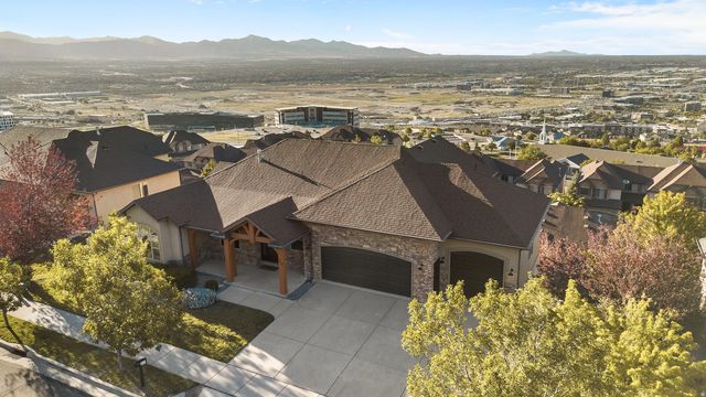 317 E Manilla Dr, Draper