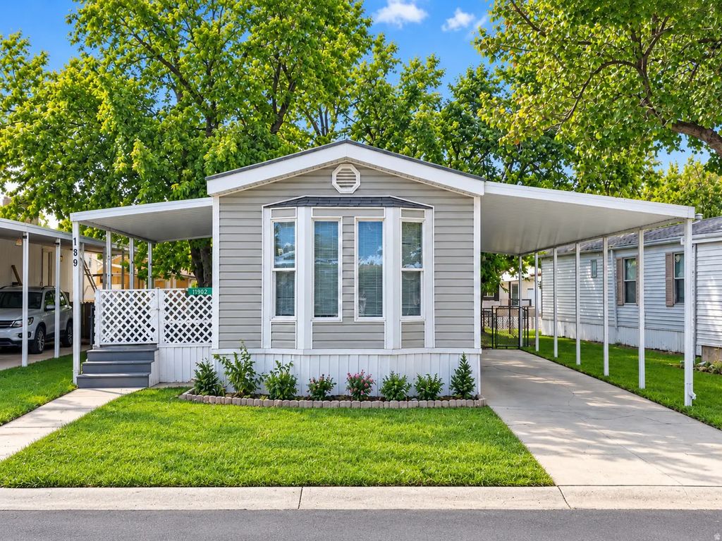 11302 S Jordan Meadow Lane E #189, Sandy